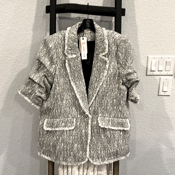 cinq a sept Jackets & Blazers - NWT.Cinq a sept tweed blazer size 12 black/cream